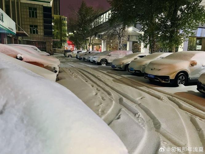 小雪爽⋯好大⋯快⋯深点